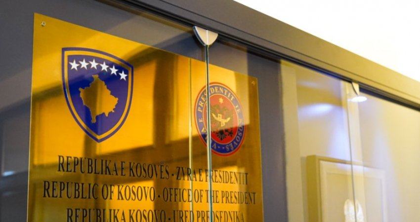 Presidenca shpall tender 8 mijë e 500 euro për sigurime shëndetësore e sigurim në udhëtim për ish-presidentët