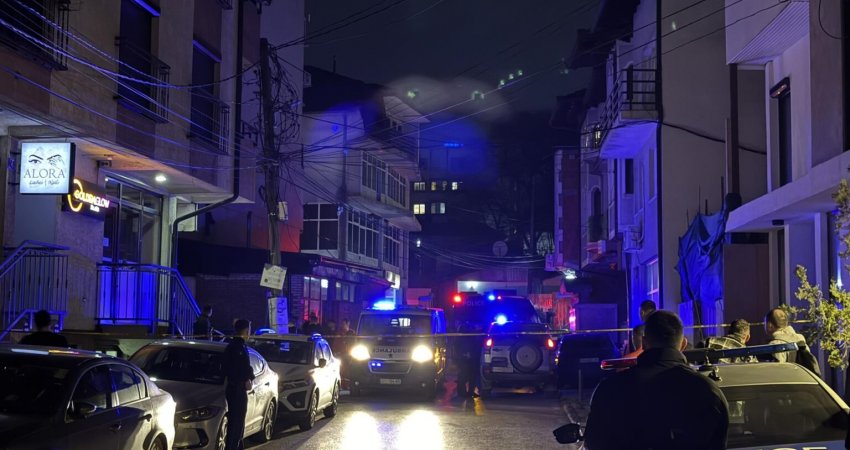Vrasja te “4 Llullat”: Policia gjen kallashin e armët tjera të përdorura në rast, ishin fshehur në magjistralen Prishtinë-Mutivodë