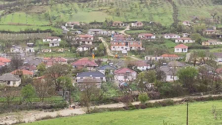Rrjeti e kabina të vjetruara, qindra banorë një javë pa energji elektrike