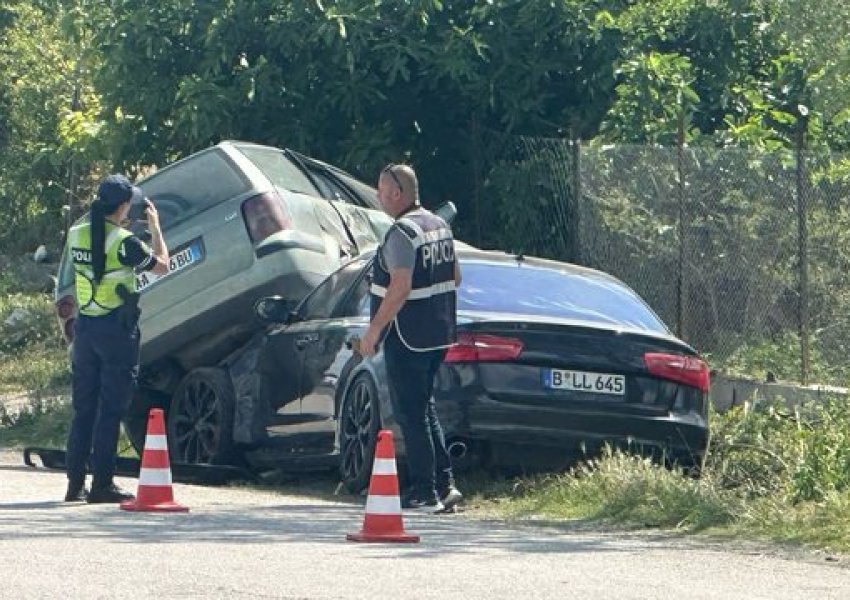 Pasi u furnizua me karburant tentoi të futej në autostradë, dalin pamjet nga aksidenti në aksin Peqin-Elbasan