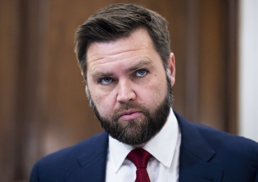 Vance: Rusia e Ukraina kanë dhënë propozimet e tyre për paqen