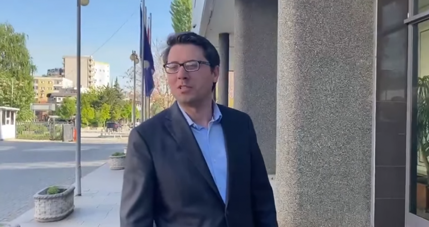 Murati: 'Jemi me sy' nga ndryshim qëndrimesh nga PDK-ja, LDK-ja, AAK-ja e Nisma