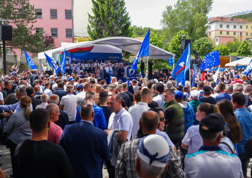 Berisha: Vijmë sot këtu si një forcë politike tradicionale që beson në traditën tonë, dhe tradita jonë është familja