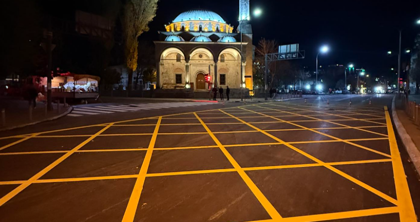 Rama: Shkelësit e rregullit “Kutia e verdhë” në Prishtinë do të dënohen me 80 euro