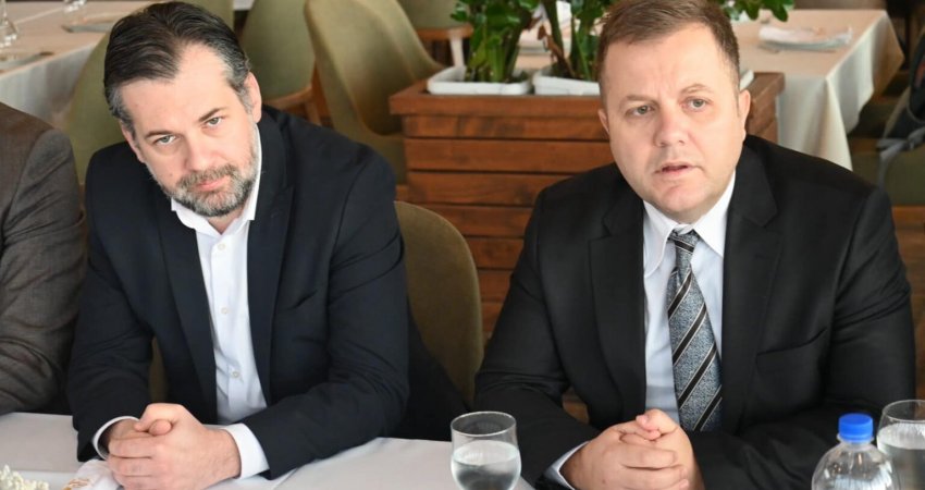 Vjen përgjigja e parë nga Vetëvendosje për ofertën e Abdixhikut: Është propozim jokushtetues