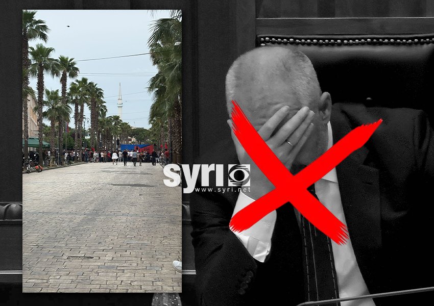 FOTO-LAJM/ Rama ‘braktiset’ në Kavajë, qytetarët i thonë ‘Jo’ shfaqjes teatrale të propagandës së kryeministrit