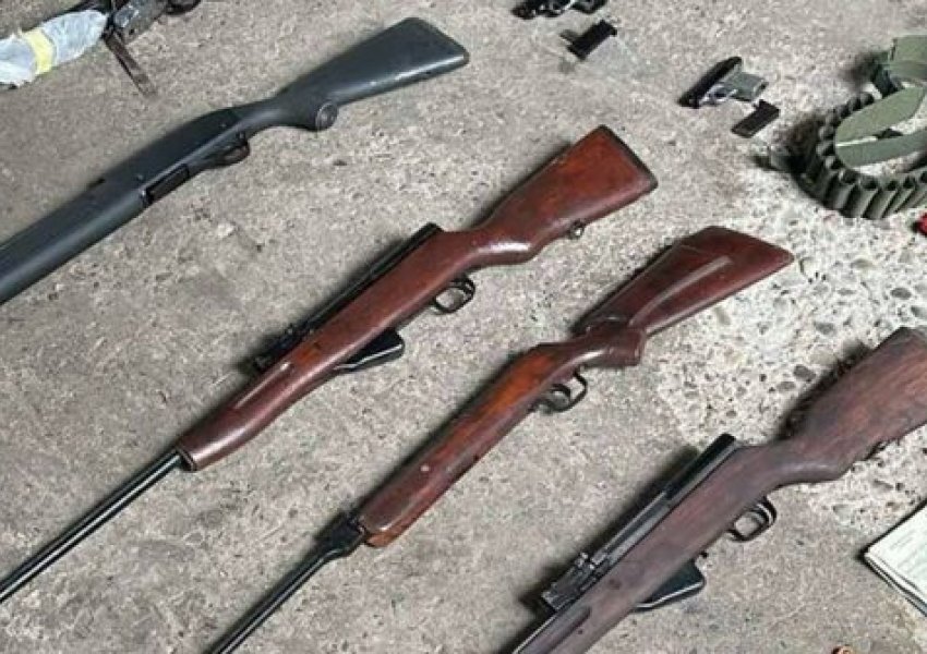 Iu gjet një punishte me armë në veri, Policia e Kosovës arreston një person