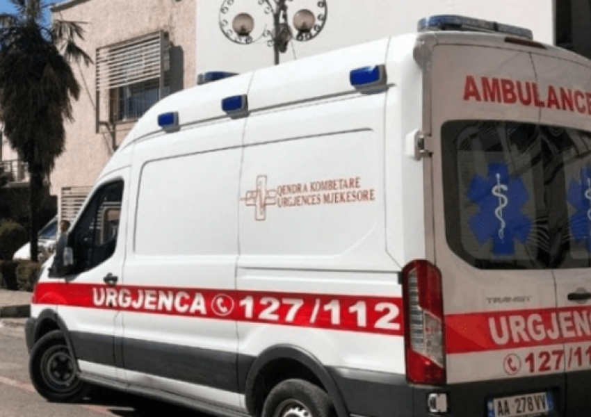 E rëndë në Përmet/ 17-vjeçarja tenton t’i japë fund jetës 