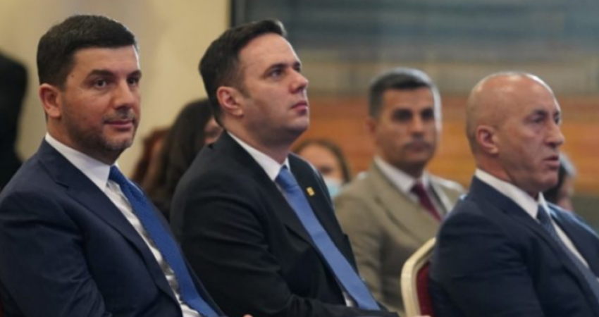 PDK dhe AAK i përgjigjen propozimit të Abdixhikut, preferojnë “Qeveri të opozitës”