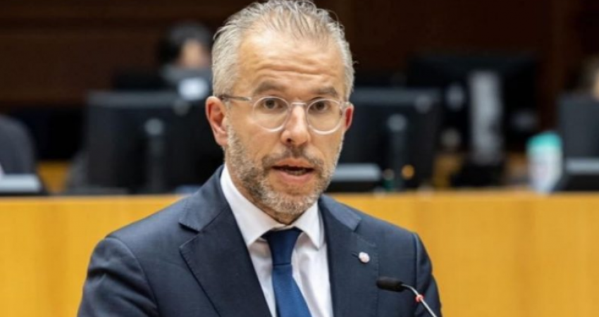 Eurodeputeti holandez i ashpër ndaj BE-së: Hiqni pengesat, pranoni aplikimin e Kosovës për anëtarësim