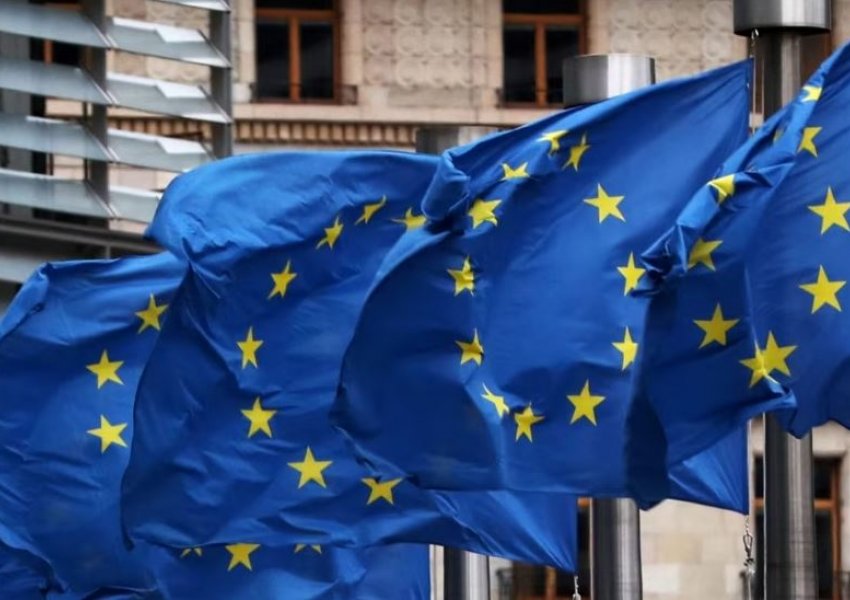 Komisioni Evropian: Kosovës pritet t’i hiqen gradualisht masat ndëshkuese