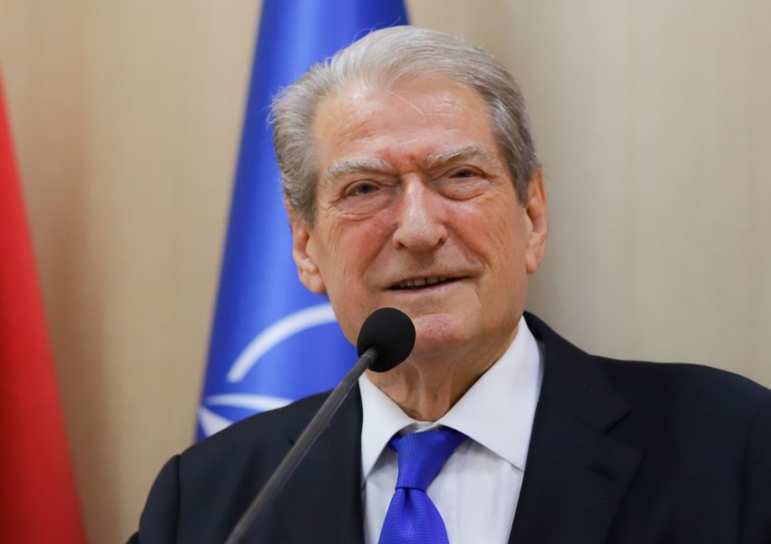 Berisha falënderon qytetarët që kanë votuar deri tani dhe bën thirrje: Votoni sa më shumë për të ardhmen tuaj