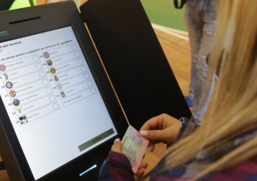 Urdhri për KZAZ/ Votimi elektronik, bllokohet dalja e rezultatit për Vorën, Celibashi shpjegon arsyen
