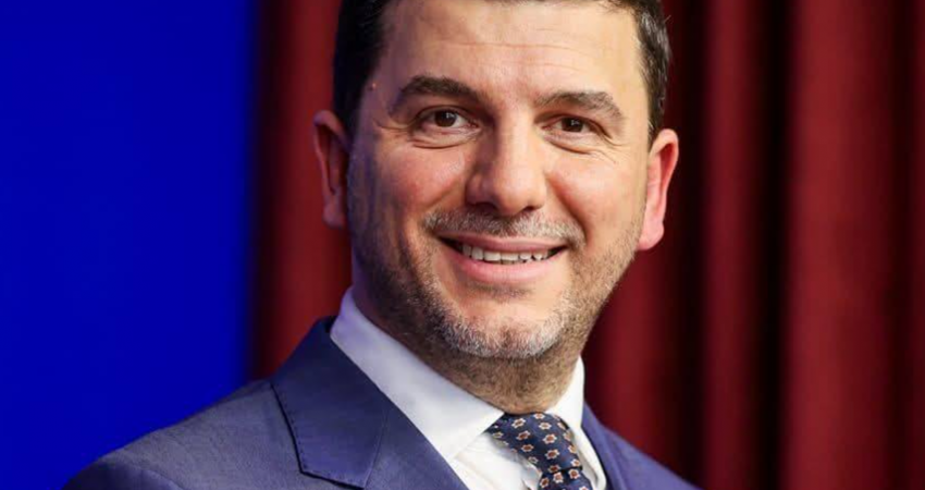 Memli Krasniqi i përgjigjet pozitivisht ftesës së presidentes për takim
