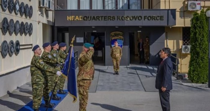 Komandanti i KFOR-it pret ambasadorin italian, flasin për gjendjen e sigurisë në Kosovë