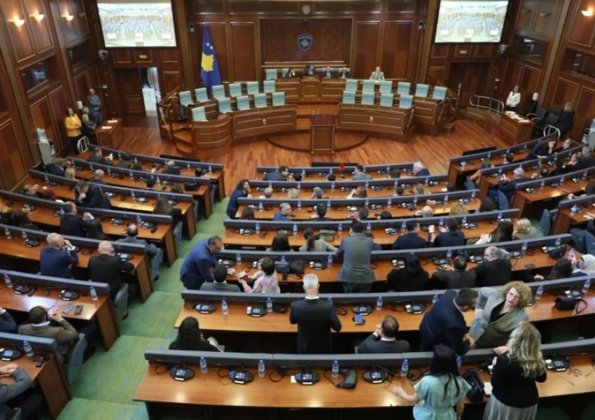 Nuk zhbllokohet Kuvendi i Kosovës, dështon edhe seanca e 15-të