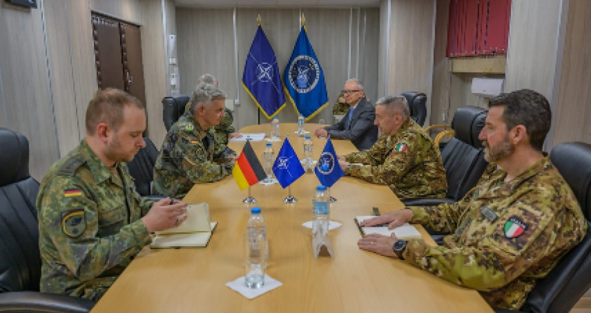 Gjenerali gjerman vizitë në KFOR, kërkohet frymë e re dialogu Kosovë-Serbi