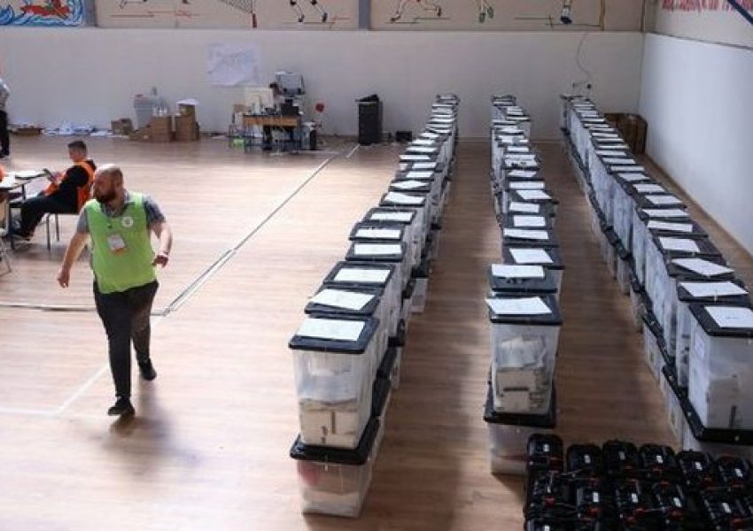 Mbyllet numërimi i votave preferenciale në Elbasan/ Ja cilët kandidatë siguruan një vend në Kuvend 