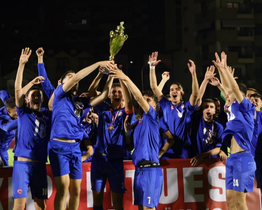 Teuta fiton Kupën e Shqipërisë U-19, mposht 2-0 Tiranën në finale
