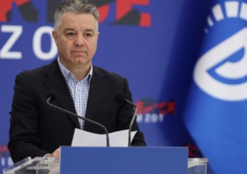 'Enver Hoxha do t'i kishte zili rezultatet e PS në Greqi!'/ Bozdo: Manipulimi i votave, një dhunim i emigrantëve