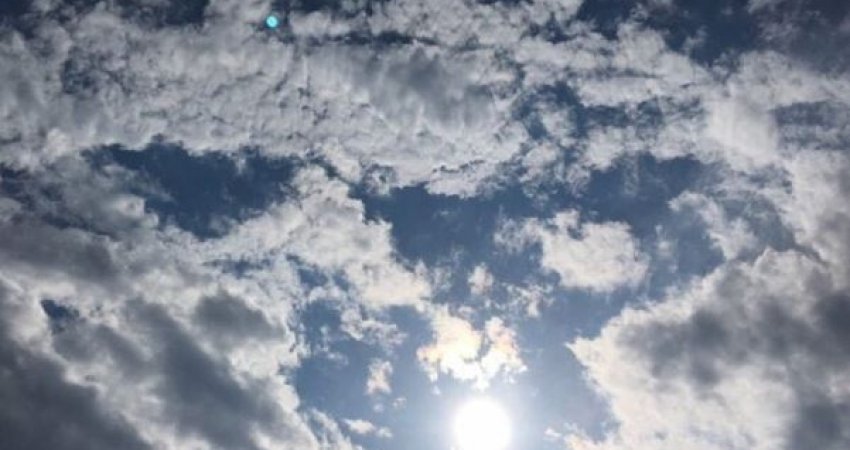 Moti sot: Me diell dhe vranësira, temperaturat deri në 20 gradë Celsius