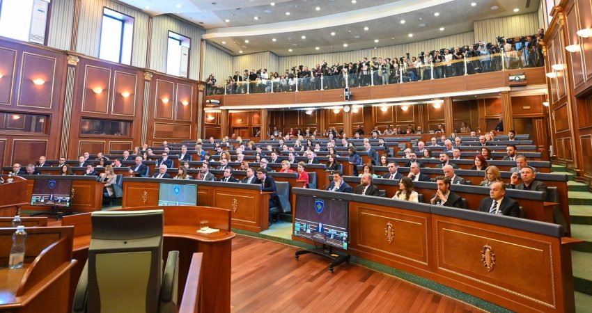 Një muaj nga betimi i deputetëve