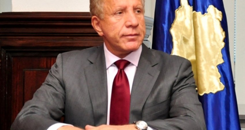 Pacolli: Vetëvendosje po e trajton Kosovën siç e trajtojnë hijenat viktimën