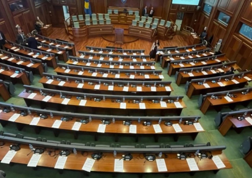 2 minuta e 17 sekonda punë – S’ka kuvend të konstituuar as sot