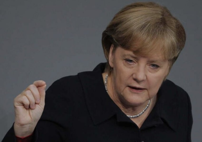 'Europa rrezikon të shkatërrohet'/ Ish-kancelarja Merkel: BE nuk do të mbijetojë pa kufij të hapur