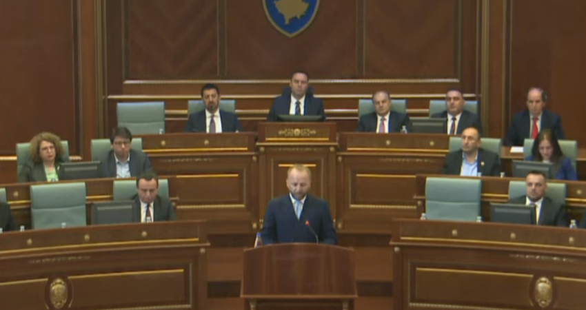Tahiri: Më e keqe se bllokada do të ishte formimi i qeverisë nga Kurti