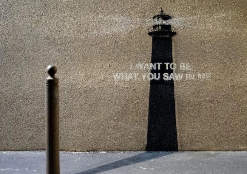Banksy rikthehet me vepra të reja, por vendodhja mbetet mister