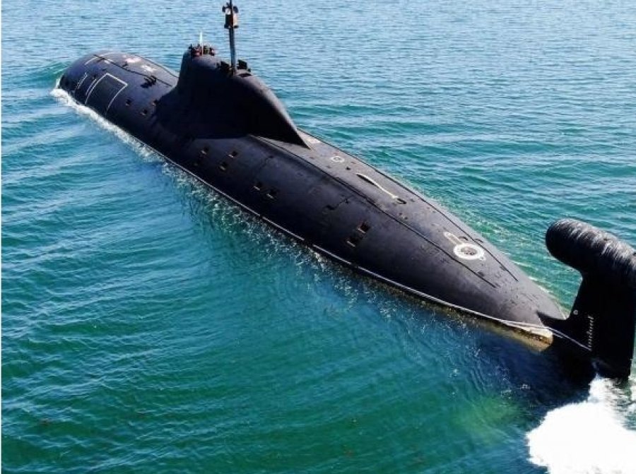 Rusia lëshon në ujë nëndetësen bërthamore 'Khabarovsk', Kievi: Po zmbrapsim ofensivën ruse në Pokrovsk