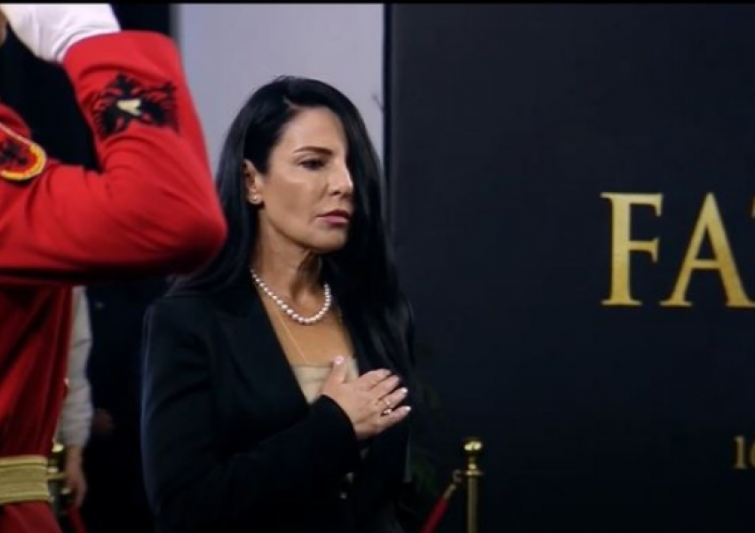 Belinda Balluku 'braktiset' nga kolegët socialistë në homazhet për Fatos Nanon