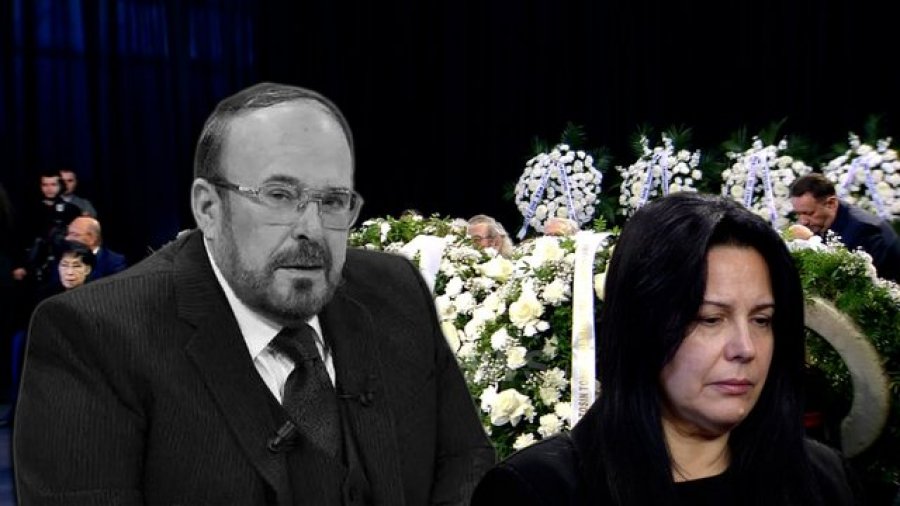 Xhoana Nano dhe ish-bashkëshortja Rexhina në ceremoninë e homazheve për ish kreun e PS