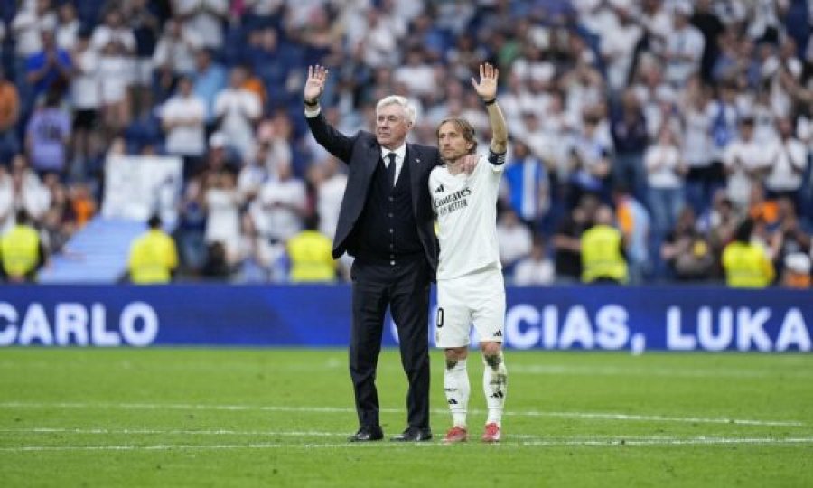 Ancelotti për Modricin: Një nga mesfushorët më të mirë në histori, super lëvizje nga Milani