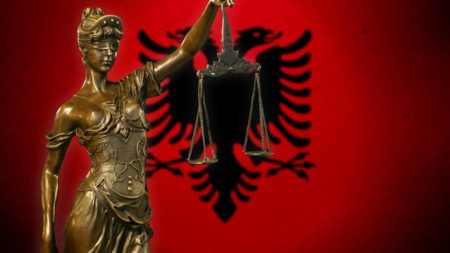 Shqipëria: Midis iluzionit të algoritmit dhe barrës së korrupsionit
