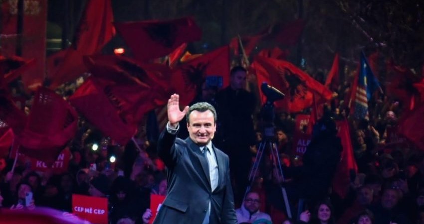 Bashkimi kundër Albin Kurtit – opozita, Beogradi dhe Rusia në një front të përbashkët