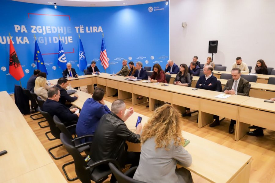 Shqipëria më keq se narkoshtet, hetimet dekonspirohen menjëherë/ Berisha thirrje BE: Mos mbyllni sytë para bandave dhe parave të nëntokës