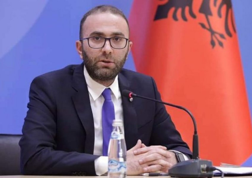 Mesazhi i Bardhit/ Asnjë deputet demokrat nuk do shkojë më në Komisionet Parlamentare