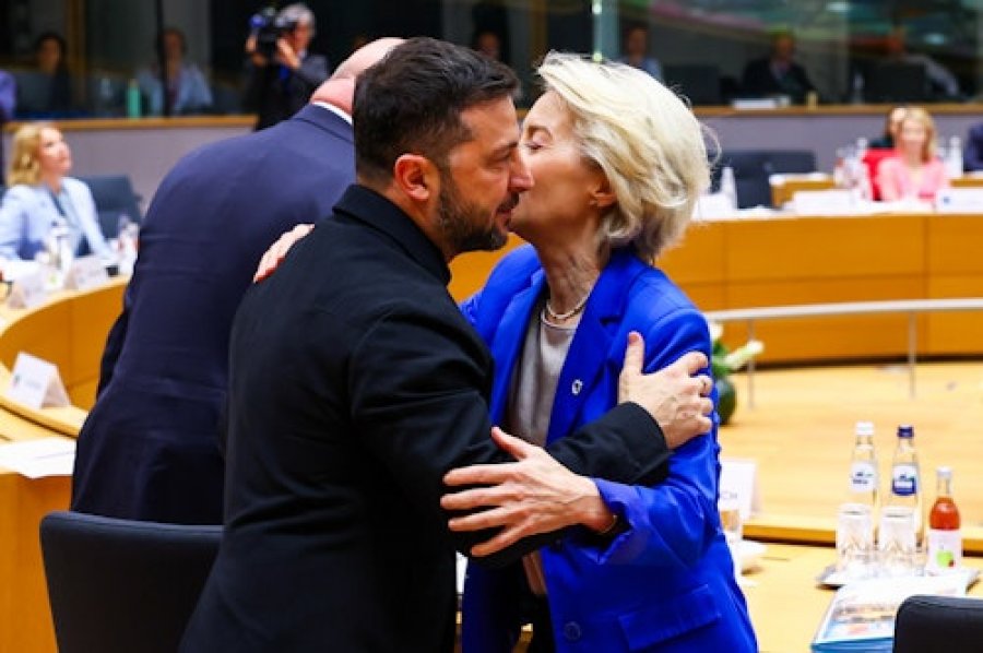 Zelenskyy, Sandu, Vučić paraqesin ofertat e tyre për anëtarësim, ndërsa Brukseli zbulon raportin vjetor të zgjerimit