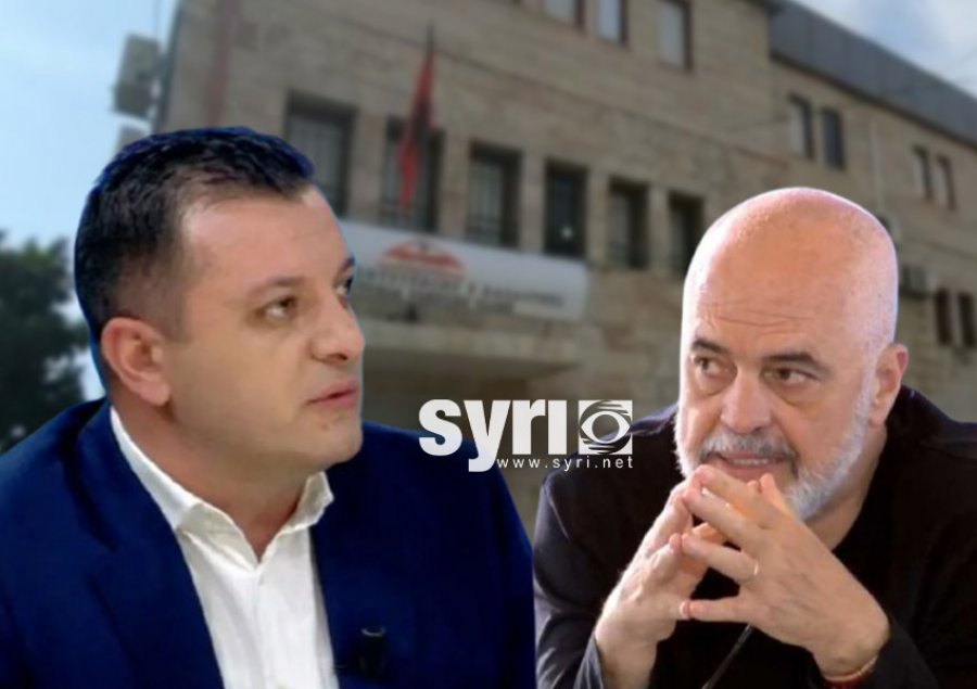 Pas 5 muajsh në detyrë, Genc Deromemaj jep dorëheqjen nga kadastra e Vlorës