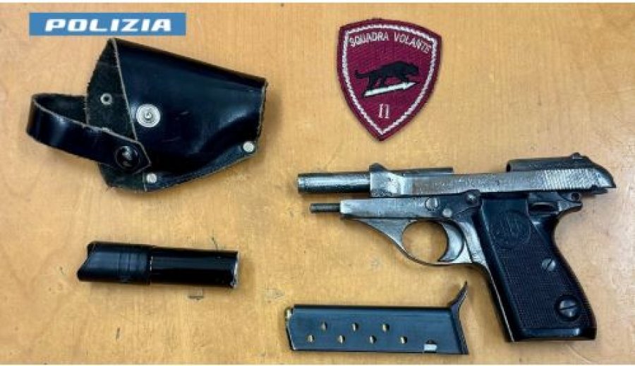 Udhëtonte me kamion me ‘Beretta’ me vete, e kishte fshehur brenda..., pranga shqiptarit