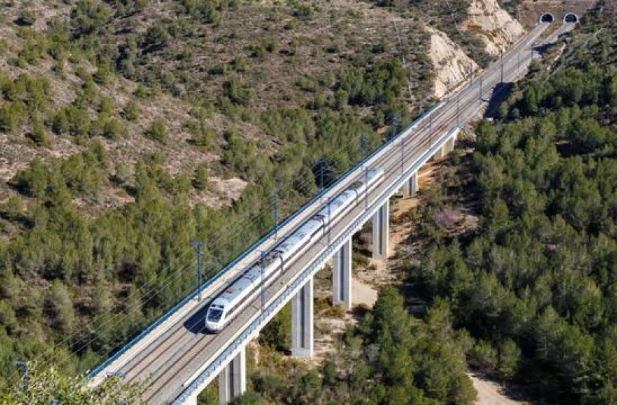 KE: Rrjeti hekurudhor me shpejtësi të lartë i mundshëm deri në vitin 2040