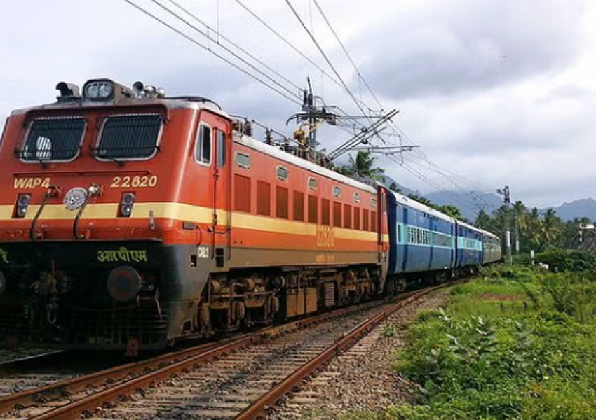 PAMJE/ Treni aksidenton për vdekje 6 gra