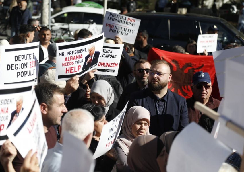 ‘Ditë zie kombëtare’/ Thirrje për protestë në orën 19.00: Të bashkuar në mbrojtje të fëmijëve, familjes e kombit!