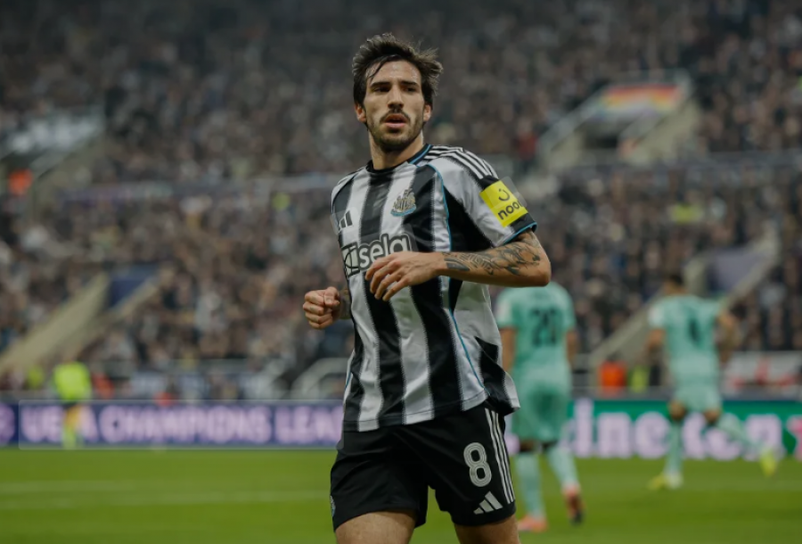 Tonali: Jam i lumtur këtu, por nuk dua të them se do të qëndroj te Newcastle për 10 vjet