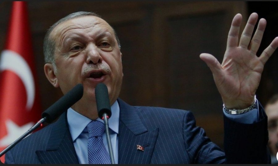 NY Times/ Lufta për pushtet, manuali i Erdogan për autokratët: Jep para, thuaj ‘po’ dhe thyej opozitën
