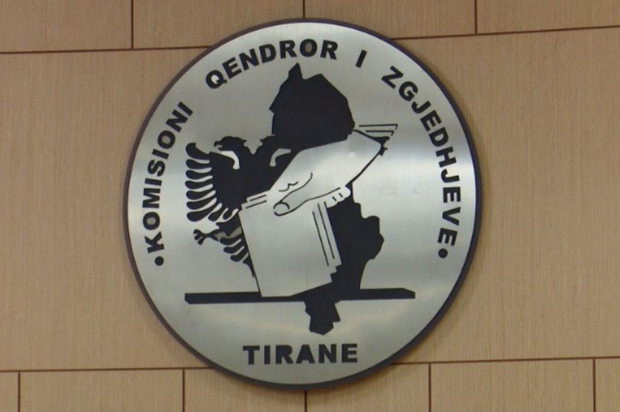 Zgjedhjet e pjesshme në 5 bashki, KQZ publikon të dhënat: Ja sa është pjesëmarrja