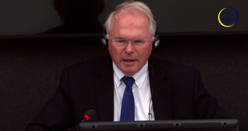 Christopher Hill, përfundon ditën e parë të dëshmisë në Hagë