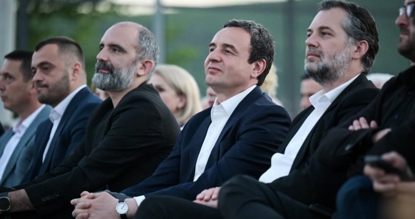 Kadri Kryeziu uron ish-nxënësit për fitoren politike: Këta dy burra janë shembull i qytetarisë